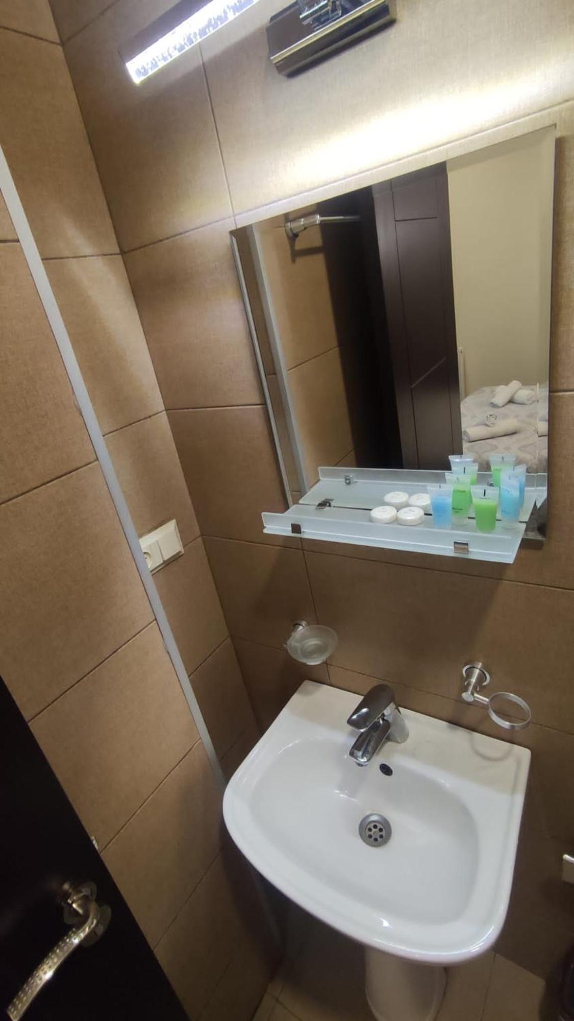Batumi Hotel Luaran gambar